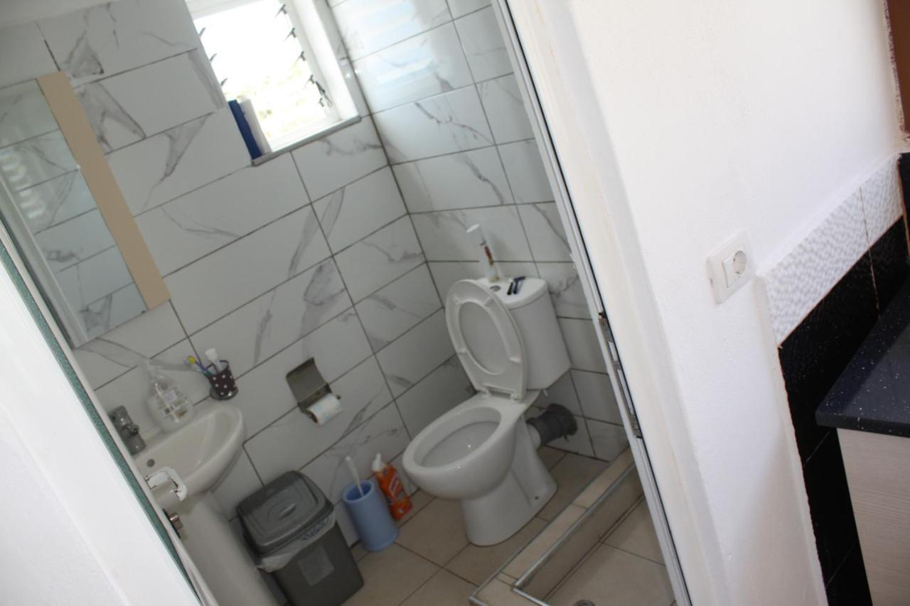 Guesthouse Benardo Sarande Exterior photo